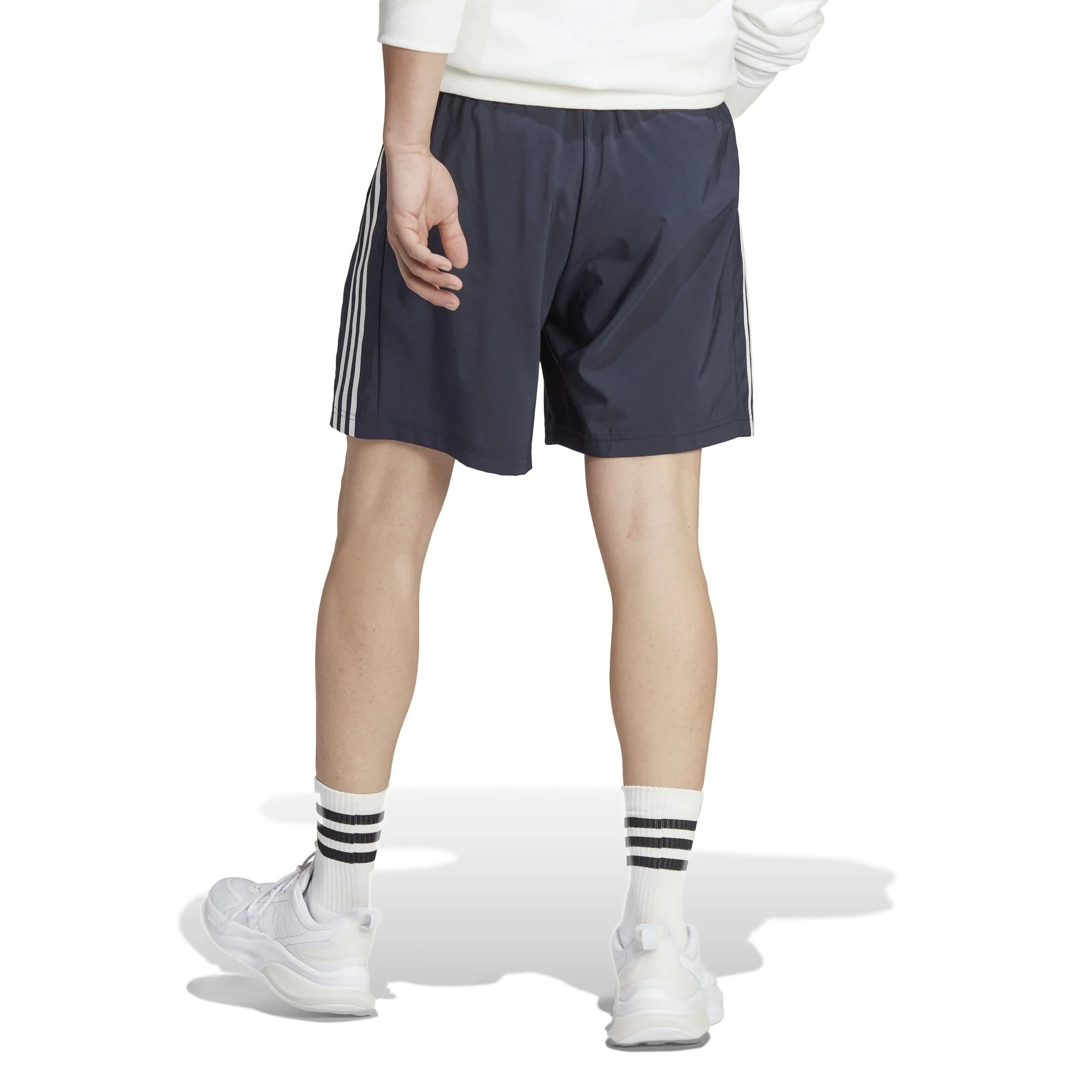 ADIDAS Essentials AEROREADY Chelsea 3-Stripes Pantaloncini Uomini - Blu Scuro, Bianco - immagine 3